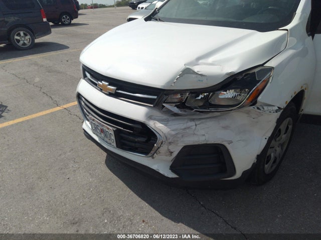 Chevrolet TRAX LS 2018 KL7CJKSB1JB699923 Image 6