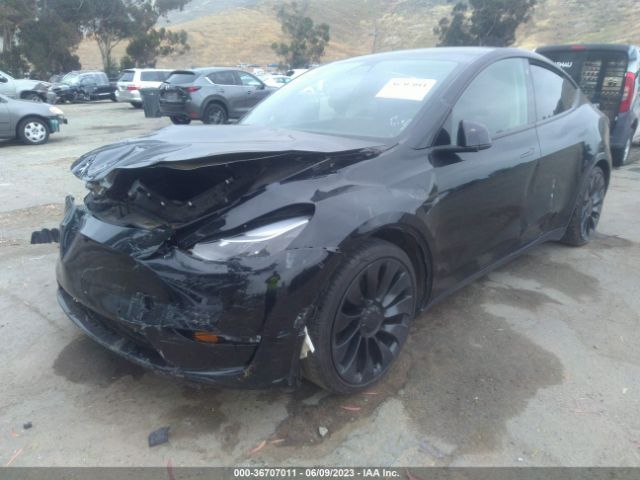 7SAYGDEF5NF382024 Tesla Model Y Performance