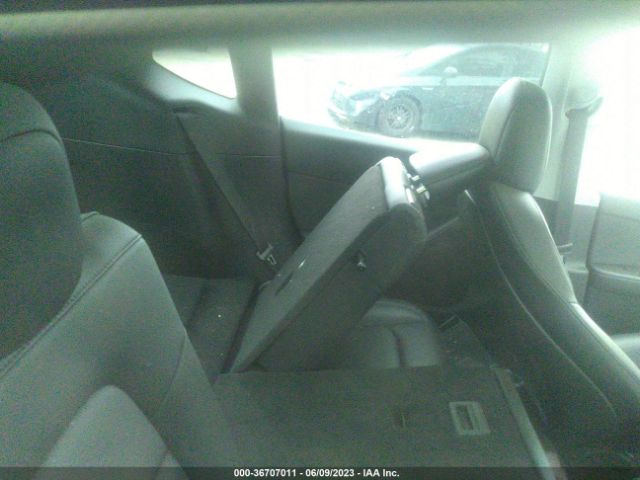 7SAYGDEF5NF382024 Tesla Model Y Performance