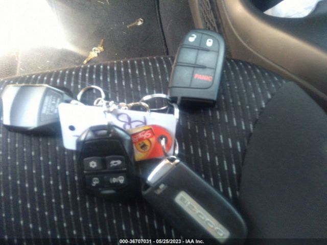 3C4PDCAB6JT529672 Dodge JOURNEY SE