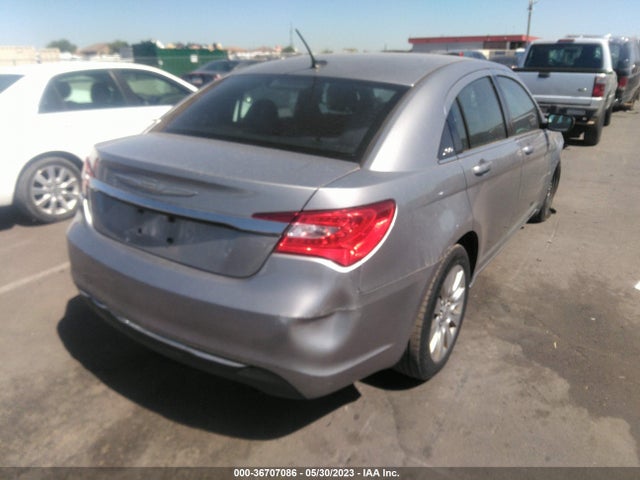 Chrysler 200 LX 2014 1C3CCBAB4EN122049 Image 4