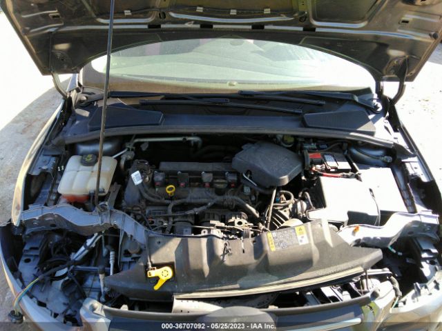 1FADP3K2XEL247499 Ford FOCUS SE