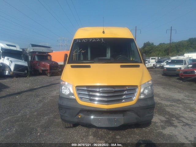 Freightliner Sprinter Cargo Vans 2014 WDYPE8DB0E5850493 Image 4