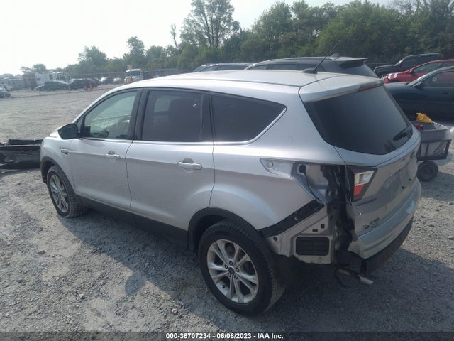 2017 FORD ESCAPE SE VIN: 1FMCU0G93HUB27444