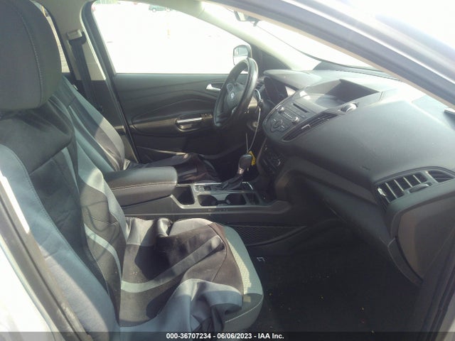 2017 FORD ESCAPE SE VIN: 1FMCU0G93HUB27444