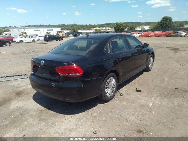 1VWAT7A38EC039001 Volkswagen PASSAT S