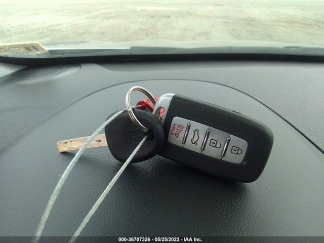 Hyundai SONATA HYBRID 2015 KMHEC4A42FA122671 Image 3