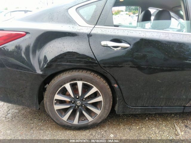 1N4AL3AP1JC154957 Nissan Altima 2.5 Sl