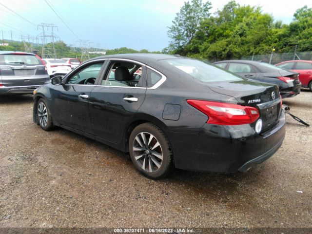 1N4AL3AP1JC154957 Nissan Altima 2.5 Sl