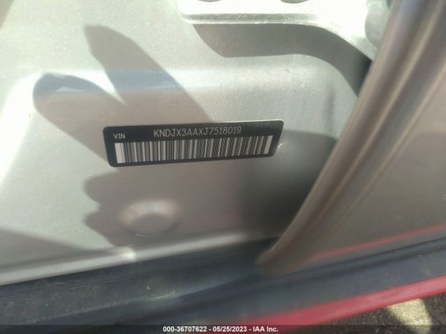 KNDJX3AAXJ7518019 KIA Soul !
