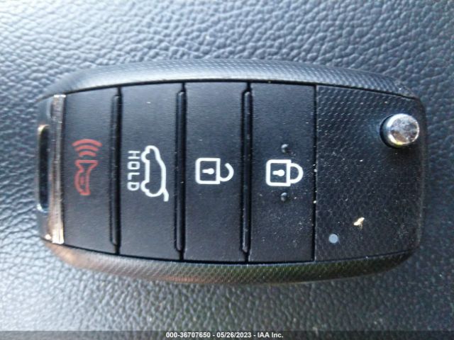 KNDPMCAC9L7715545 KIA Sportage Lx