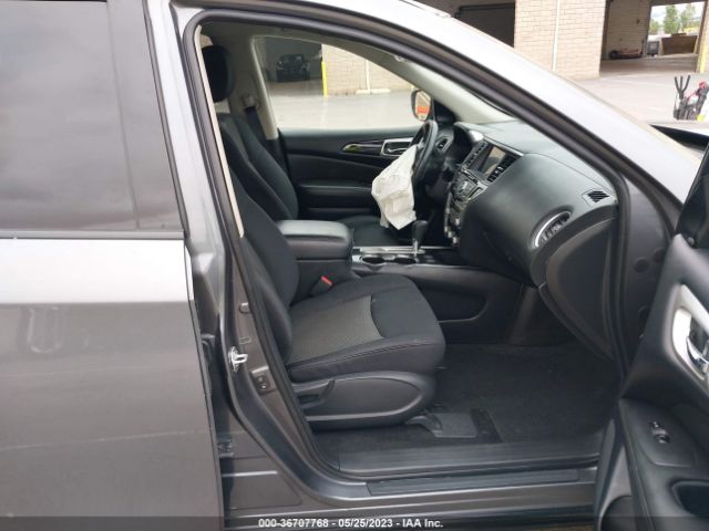 5N1DR2MN9JC636808 Nissan Pathfinder Sv