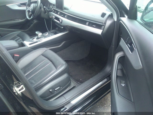 WAUGNAF4XHN000972 Audi A4 PREMIUM