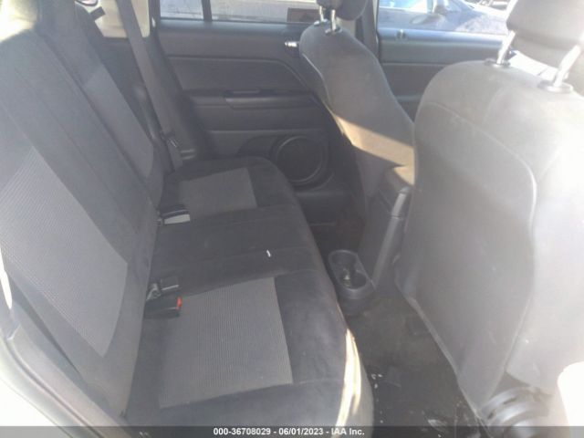 1C4NJCBBXGD649732 Jeep Compass Sport