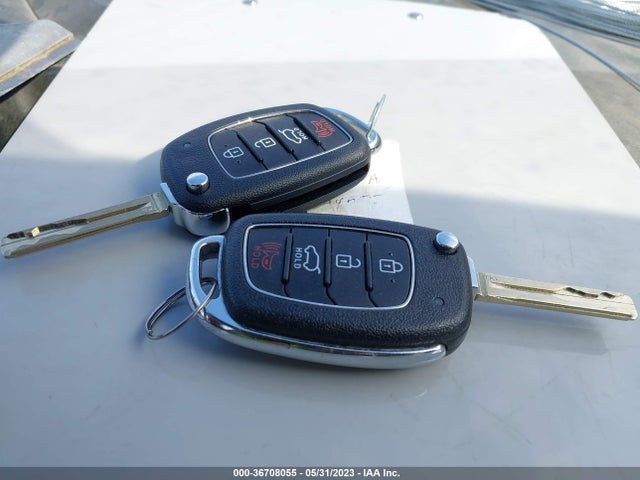 Hyundai TUCSON SE 2020 KM8J23A41LU097767 Image 3