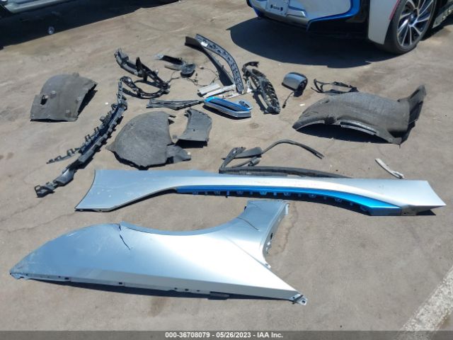 WBY2Z2C51FV674234 BMW I8