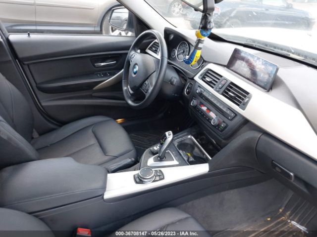 WBA3B1C56FK140522 BMW 3 Series 320i