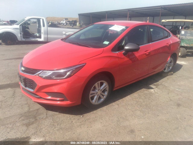 Chevrolet CRUZE LT 2018 1G1BE5SM8J7241524 Image 2