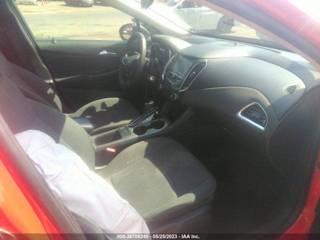 Chevrolet CRUZE LT 2018 1G1BE5SM8J7241524 Image 6