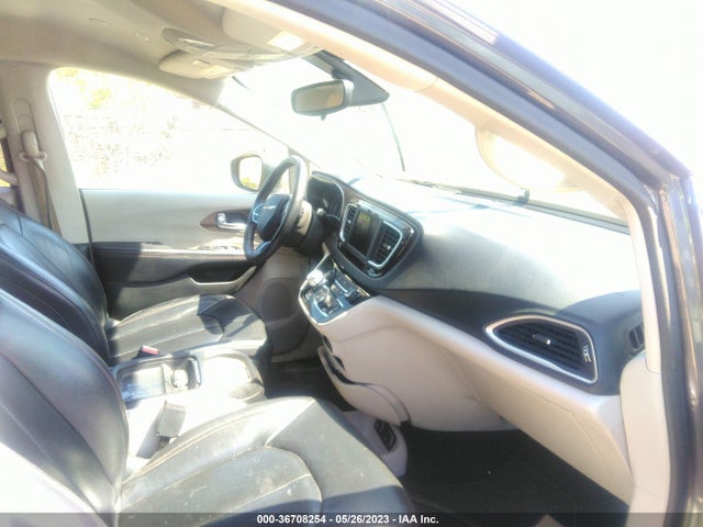 2C4RC1BG7JR127785 Chrysler Pacifica Touring L