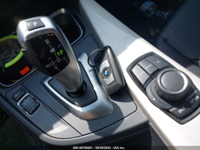 WBA3B1G54FNT03631 BMW 3 Series 320i