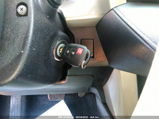 2016 TOYOTA RAV4 LE VIN: 2T3ZFREVXGW238927