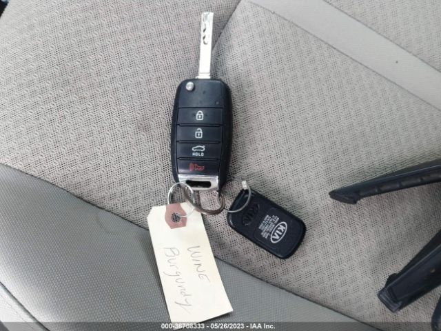 5XXGT4L37JG263346 KIA Optima Lx