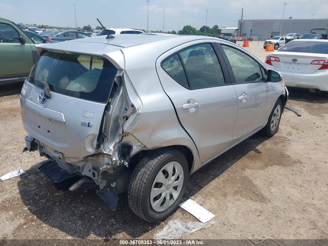 Toyota Prius C One/three/two/four 2014 JTDKDTB35E1566453 Image 4