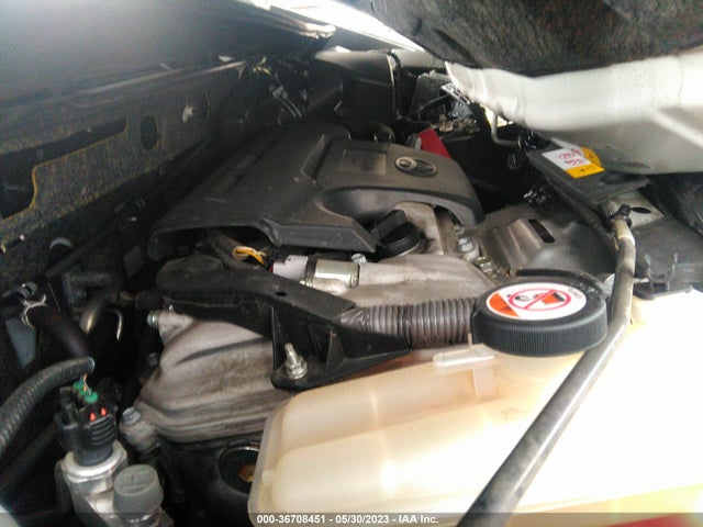 Toyota RAV4 LE 2018 JTMZFREV1JJ150340 Image 11