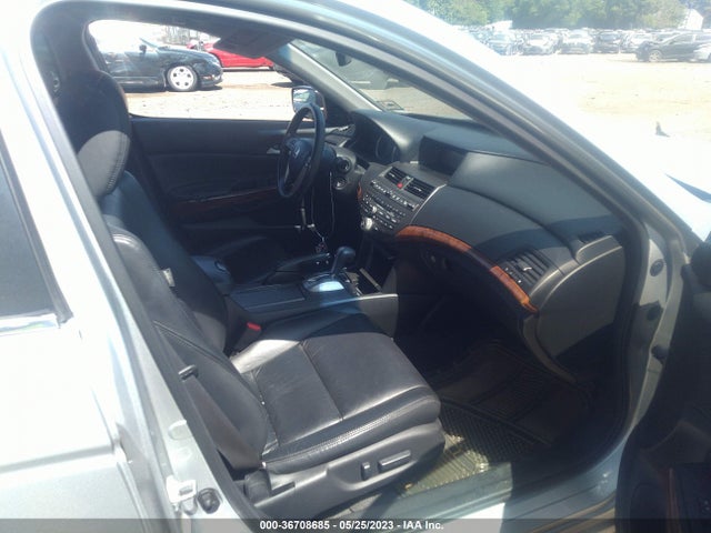 2011 HONDA ACCORD SDN EX-L VIN: 1HGCP3F83BA018255