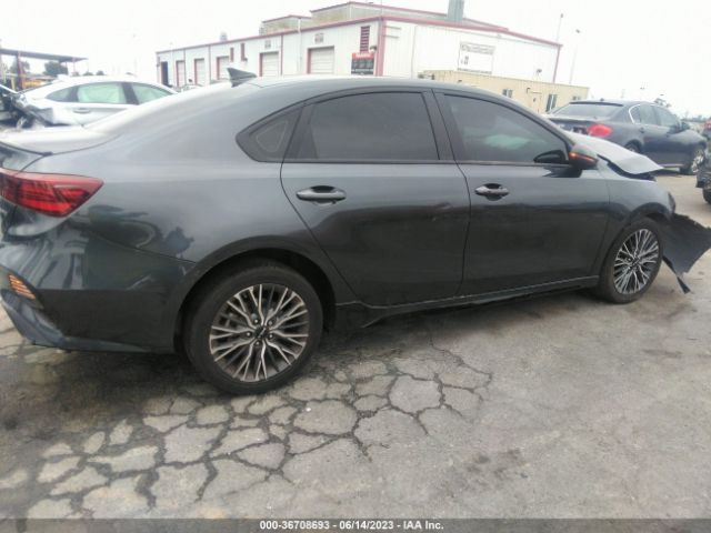 3KPF54AD8PE600707 KIA Forte Gt-line