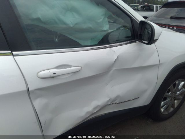 1C4PJMDBXGW130812 Jeep Cherokee Limited