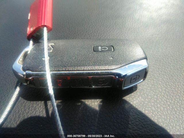 5XXG64J23NG092067 KIA K5 Gt-line