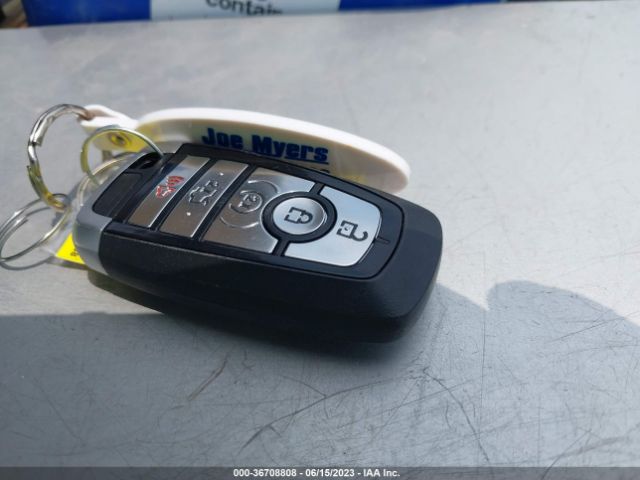 1FMJU1HT1LEA02355 Ford Expedition Xlt