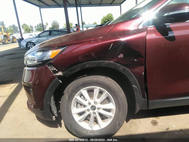KIA SORENTO LX 2019 5XYPG4A33KG554740 Image 7
