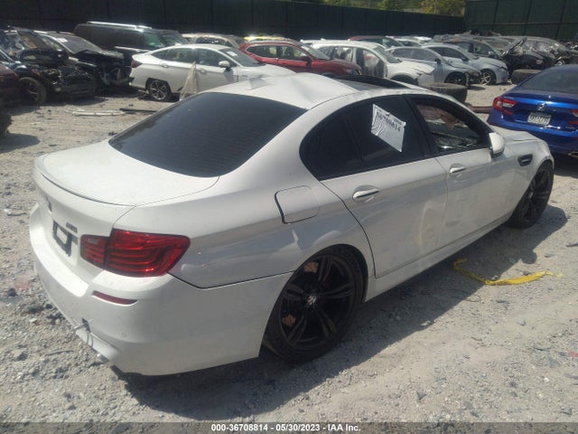 BMW M5 2014 WBSFV9C51ED594033 Image 4