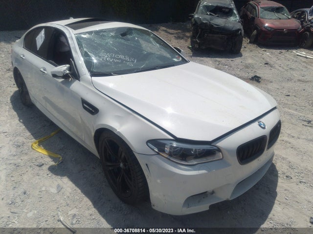 BMW M5 2014 WBSFV9C51ED594033 Image 6