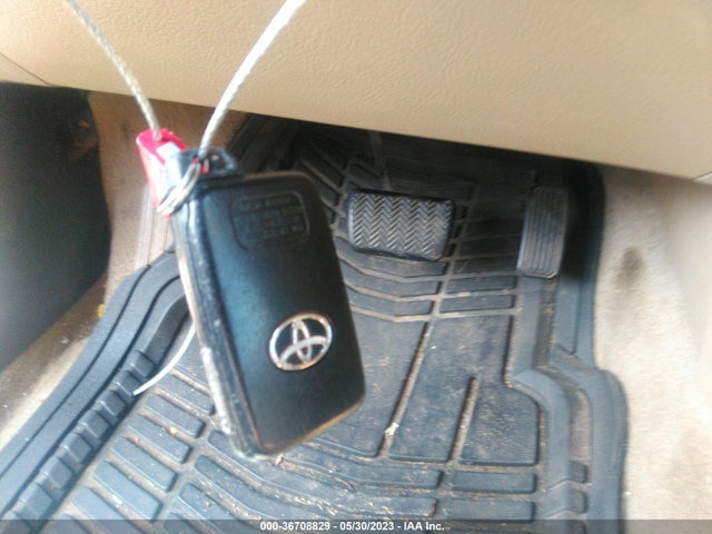 2011 TOYOTA RAV4 LTD VIN: 2T3YF4DVXBW064561