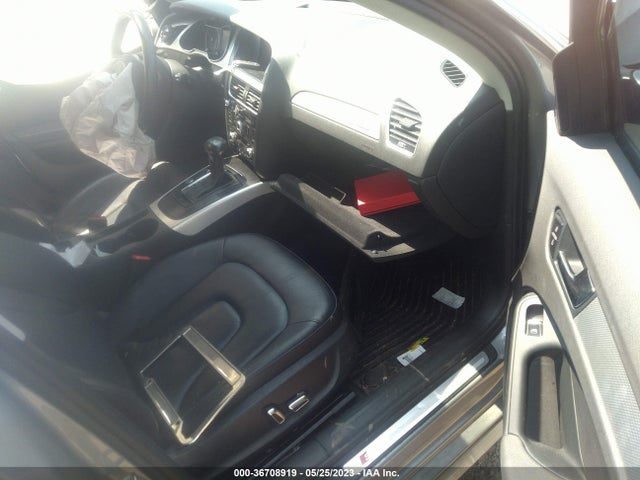 WAUBFAFLXGN009118 Audi A4 PREMIUM