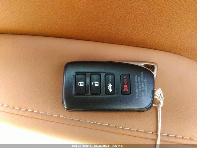 58ABK1GG1HU036560 Lexus ES