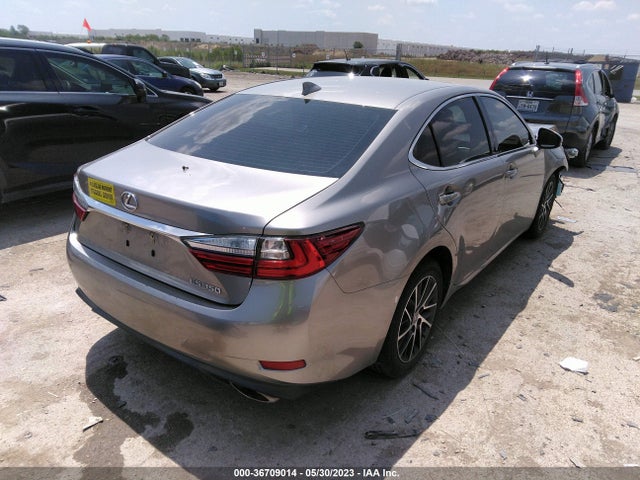 58ABK1GG1HU036560 Lexus ES