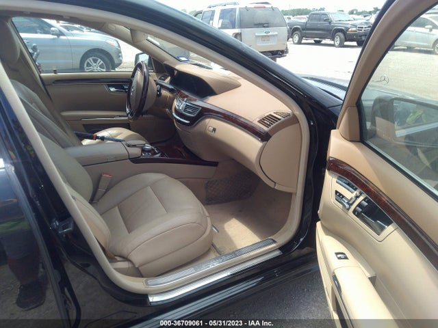 2013 MERCEDES-BENZ S-CLASS S 550 VIN: WDDNG7DB2DA521068