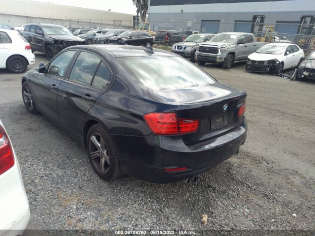 WBA3C1C51FK121518 BMW 3 Series 328i