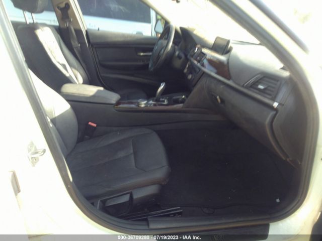 WBA3B1G57FNT07298 BMW 3 Series 320i