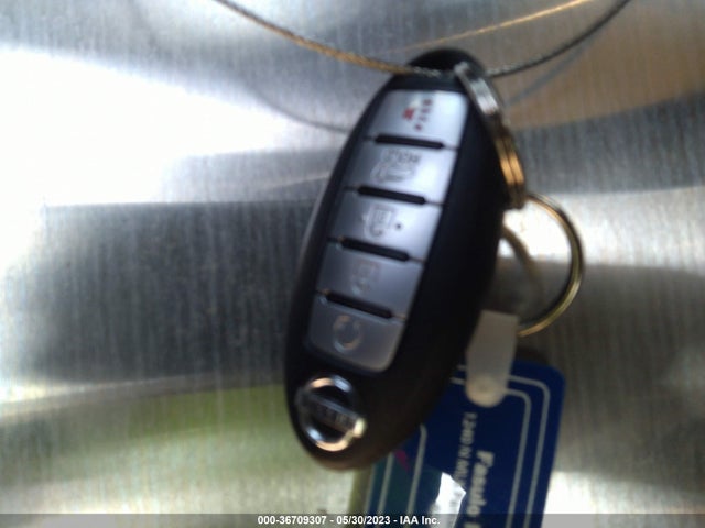 Nissan ROGUE SV 2017 KNMAT2MT0HP607434 Image 3