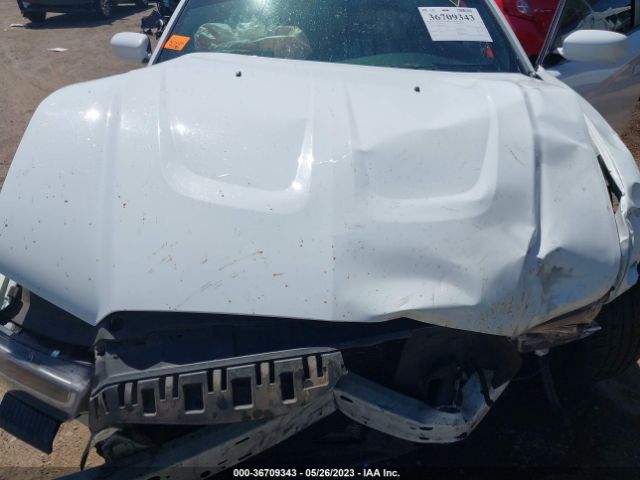 2C3CDXHG4EH329321 Dodge Charger Sxt