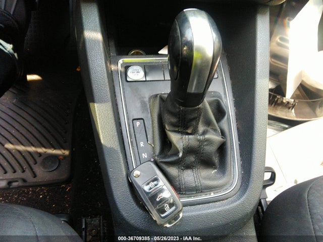 3VW2K7AJ6FM322132 Volkswagen Jetta Sedan 2.0l S W/technology