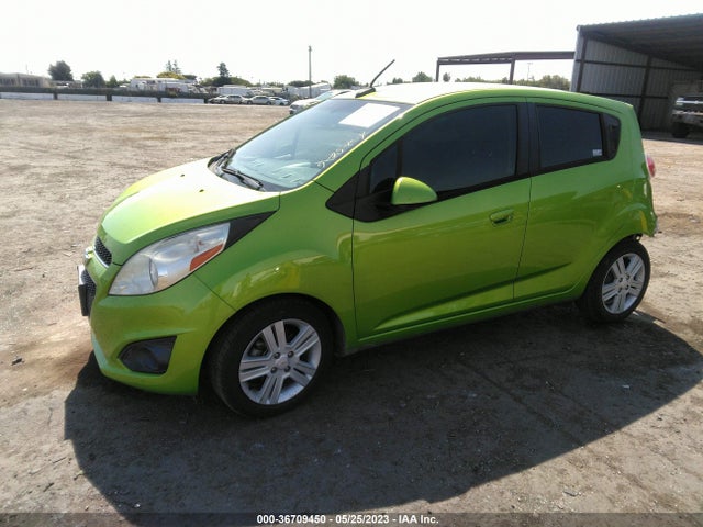 Chevrolet Spark Lt 2014 KL8CD6S95EC540328 Image 2