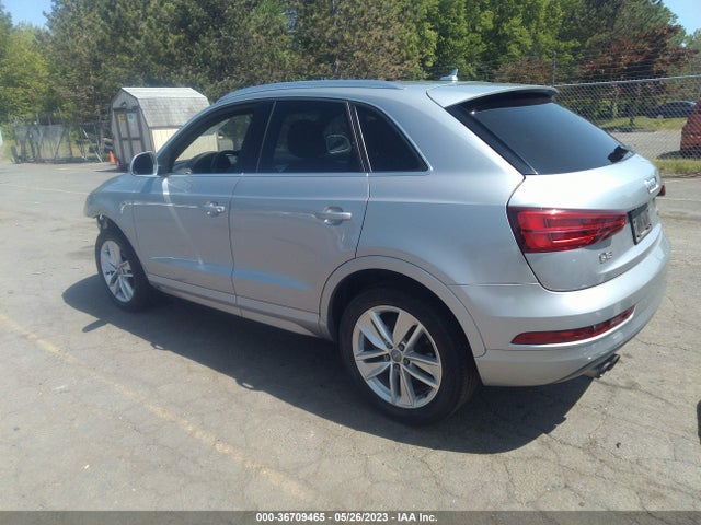 WA1JCCFS6JR031606 Audi Q3 Premium Plus