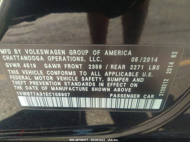 1VWBT7A31EC108907 Volkswagen PASSAT SE